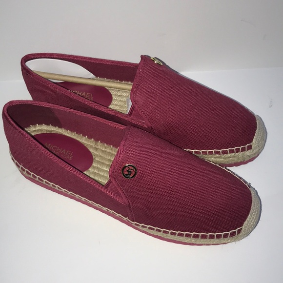 NWOB  Michael Kors Berry Espadrilles - Picture 1 of 8